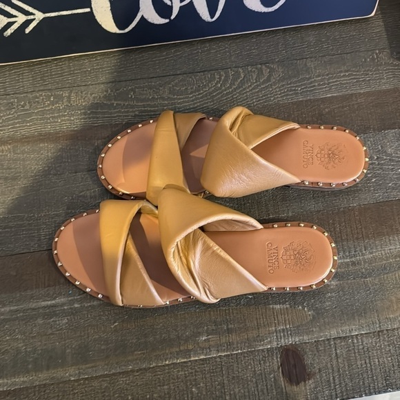 Vince Camuto Leather twist sandals - Picture 2 of 5